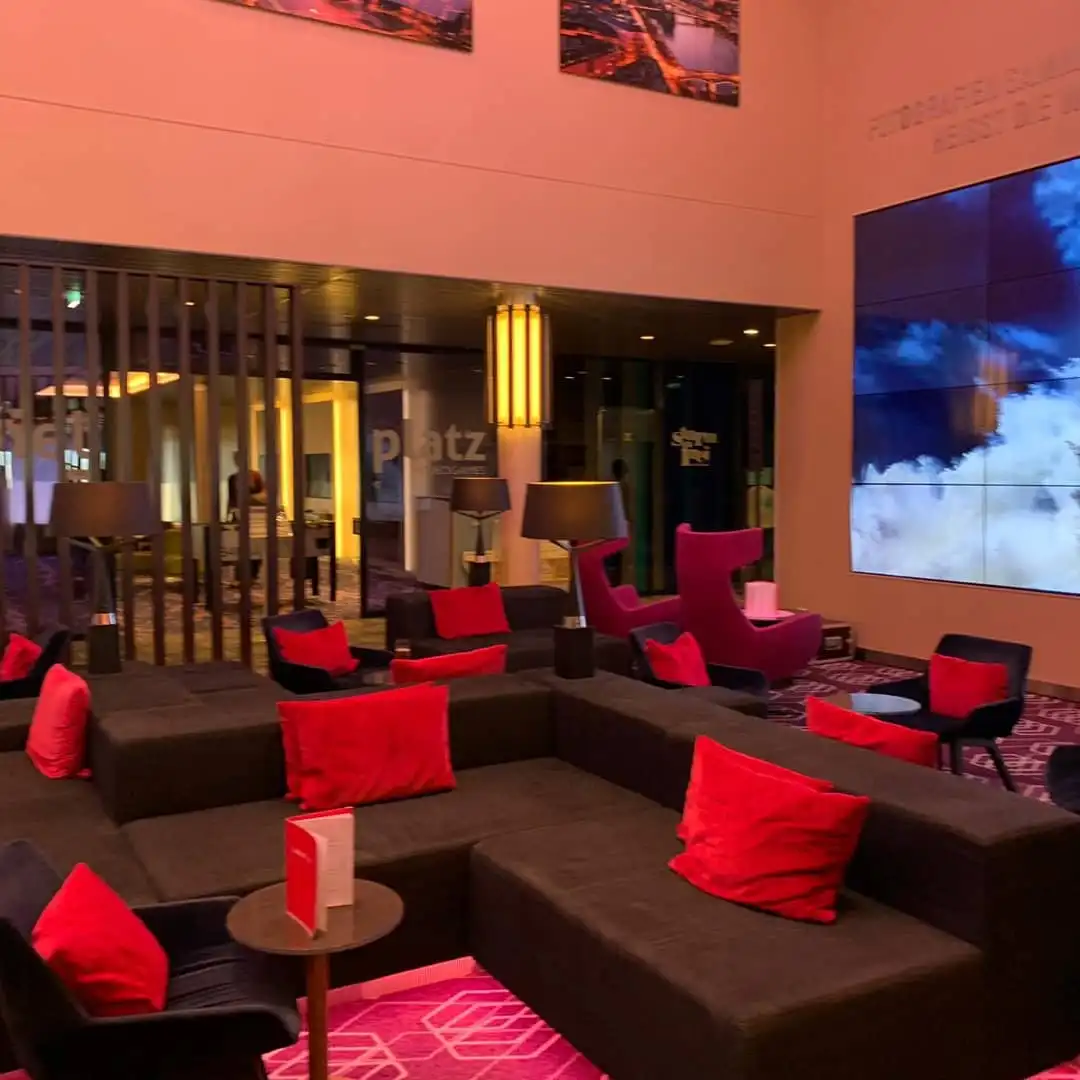 Lounge Setup