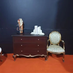 The Chest of Drawer